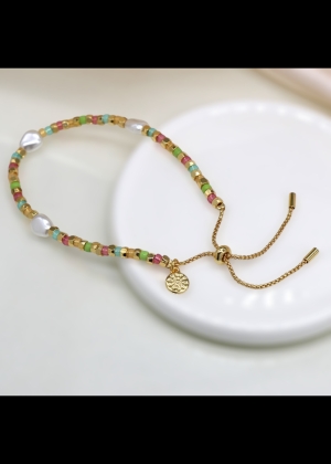 pearlbracelet Thumb