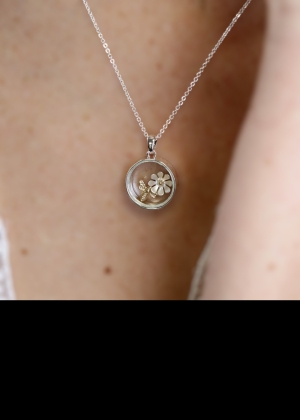 beenecklace Thumb