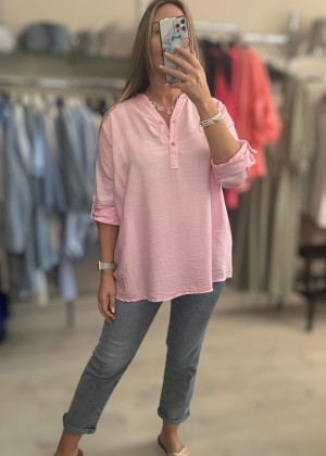 pinkshirt