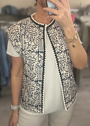 navyprintgillet Thumb
