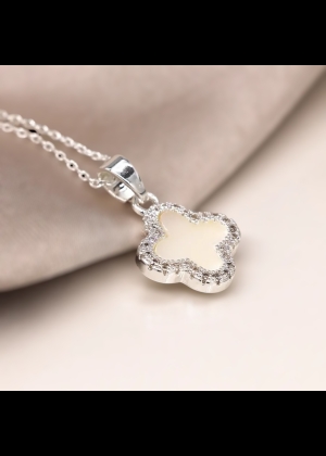 clovernecklace