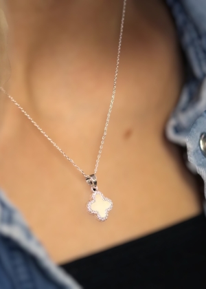 clovernecklace  Thumb