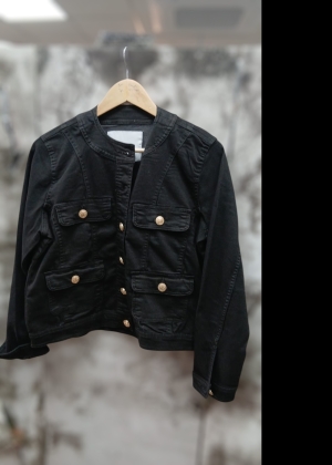 blackjacket