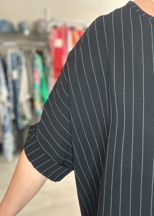 blackpinstripetop Thumb