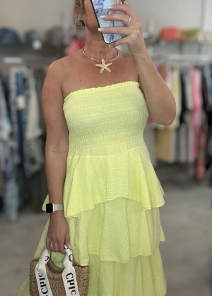 yellowdress Thumb